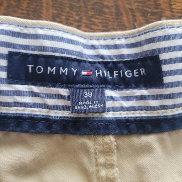 Tommy Hilfiger Men's Khaki Shorts 38 - Picture 2 of 6